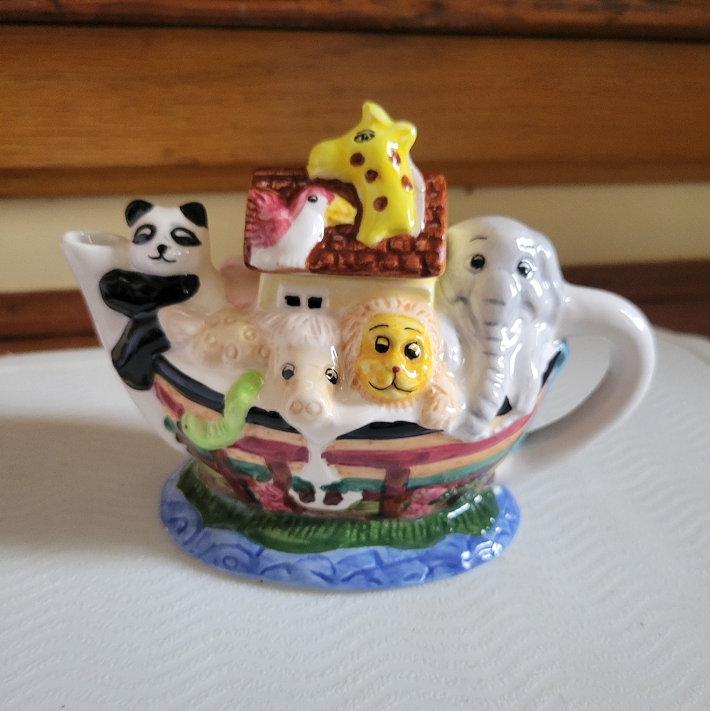 NWOT Chadwick Miller Noah's Ark Simply Delicious Ceramic Teapot